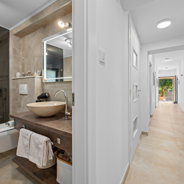 Bathroom / WC, Villa VaLetiS, Villa VaLetiS - Luxury Relaxation in Rovinj, Istria, Croatia ROVINJ - ROVIGNO