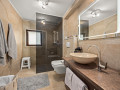 interior - bedroom 1. and bathroom 1., Villa VaLetiS – luxury holiday home in Rovinj for 5 people ROVINJ - ROVIGNO